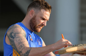 Brendon-Mccullum-Wallpapers-Signature-BAt